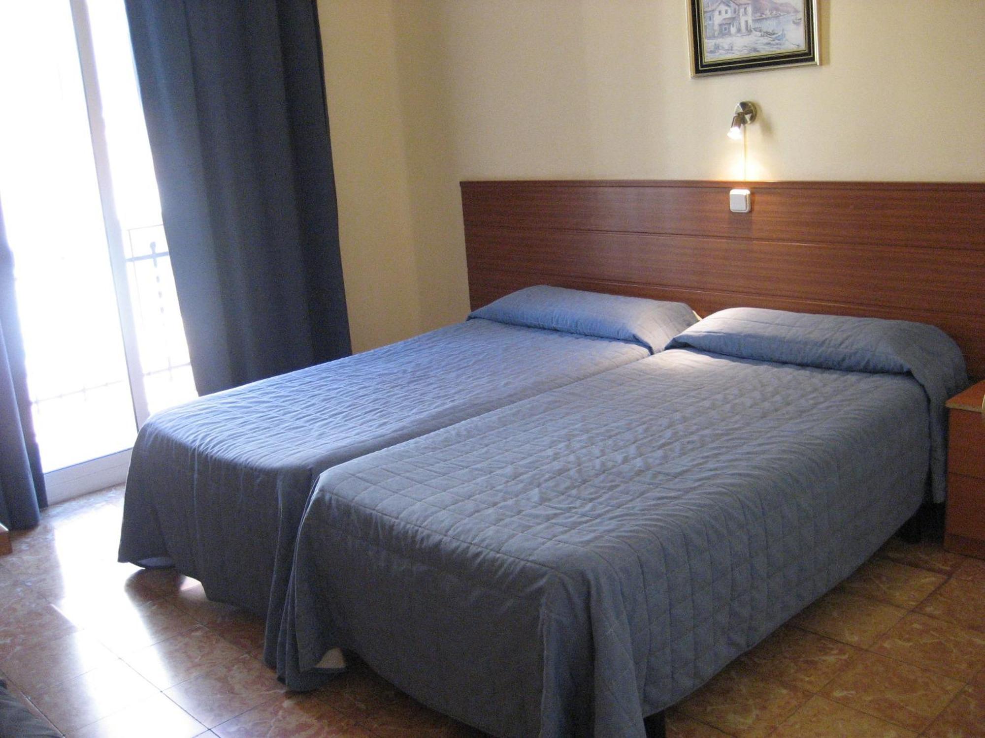 Hostal Bejar Barselona Dış mekan fotoğraf